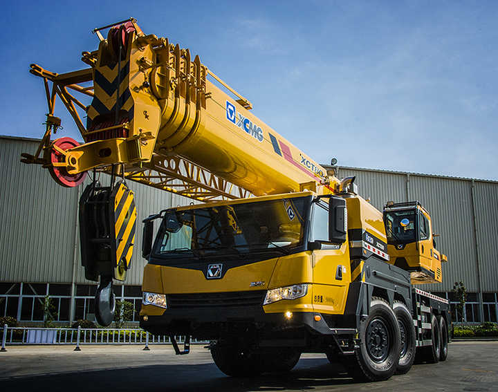 XCMG fabricant officiel XCT80 camion-grue grue hydraulique de construction de 80 tonnes à vendre