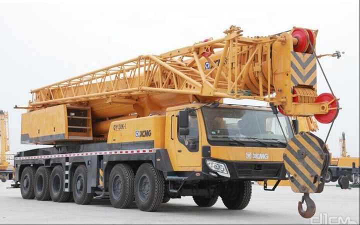 XCMG Chine marque XCMG 130 tonnes QY130K-I camion-grue à vendre